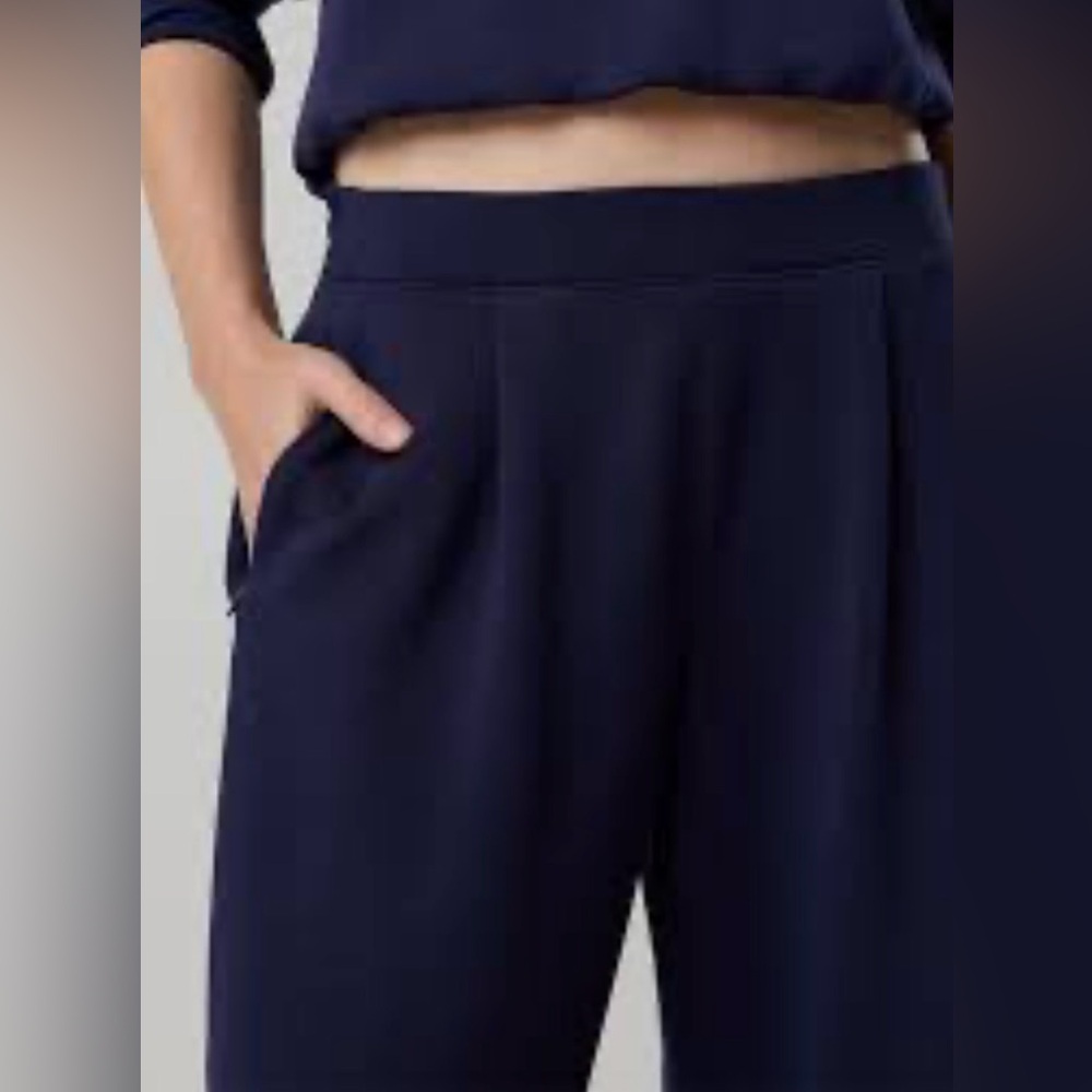 Aerie Offline Relaxed Wide-Leg Navy Pants - Women's